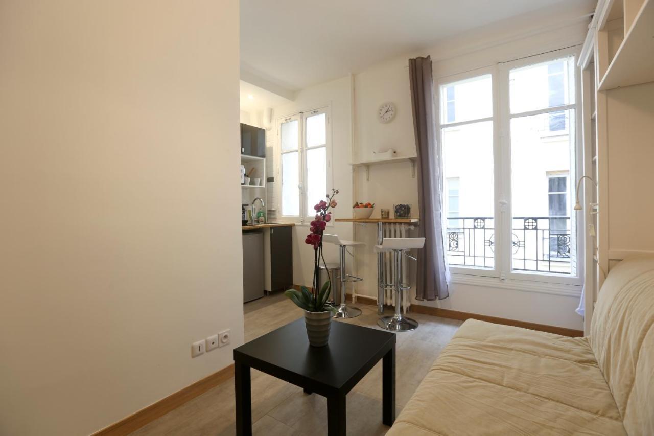 Appartamento Renovated Studio For 2 Parigi Camera foto